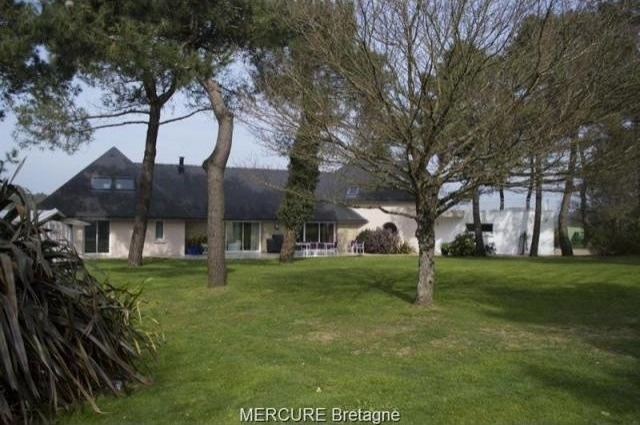 4 bedroom House For Sale: 56330..