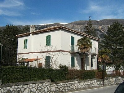 Grand detached house with many original..