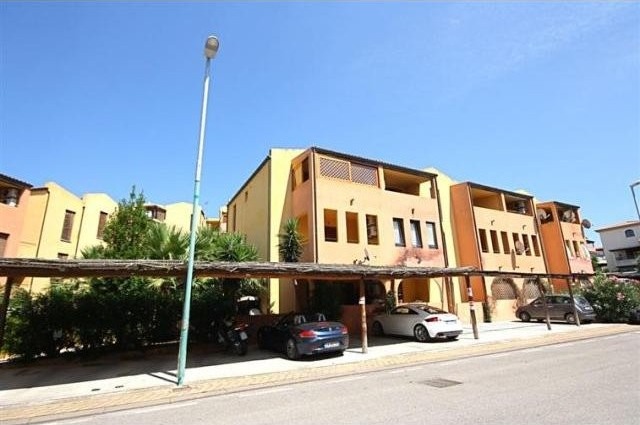 1 Bedroom - Apartment - For Sale