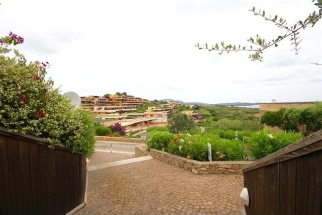 1 Bedroom - Apartment - For Sale