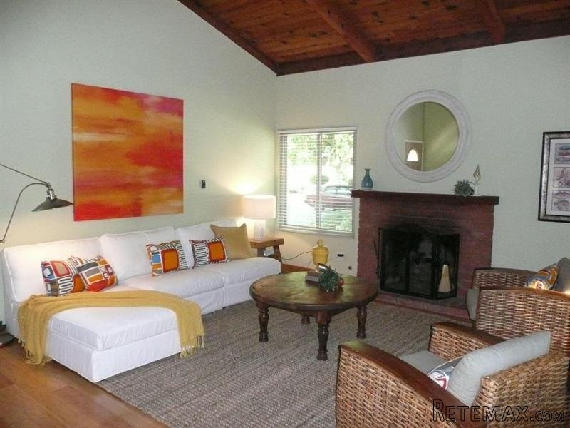 3 bedroom Apartment For Sale: 5052.. - 2