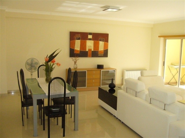 TOP FLOOR LUXURY APARTMENT WITH POOL