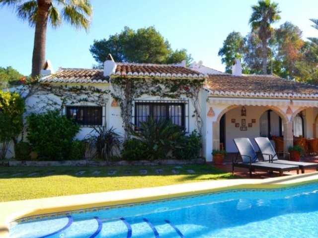 Villa for sale in Javea
