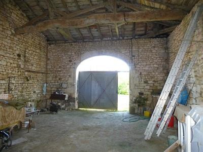 5 Bedrooms - House - Poitou-Charentes -.. - 2