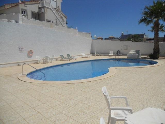 2 bed 2 bath detached villa situated in.. - 2