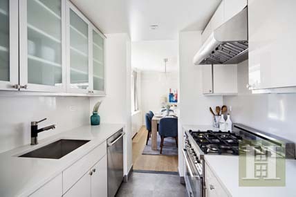 3 bedroom Apartment For Sale: 166 EAST.. - 2