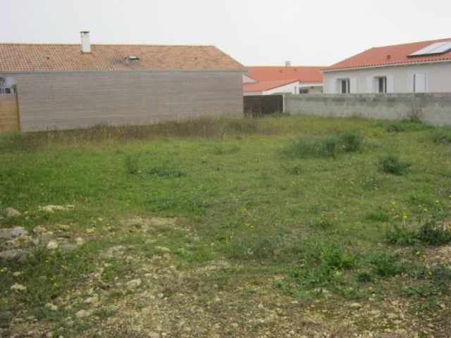 Plot of land of about 524 m2 in Royan