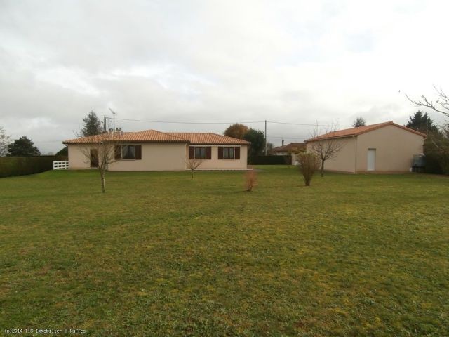 4 bedroom one level bungalow in very.. - 2