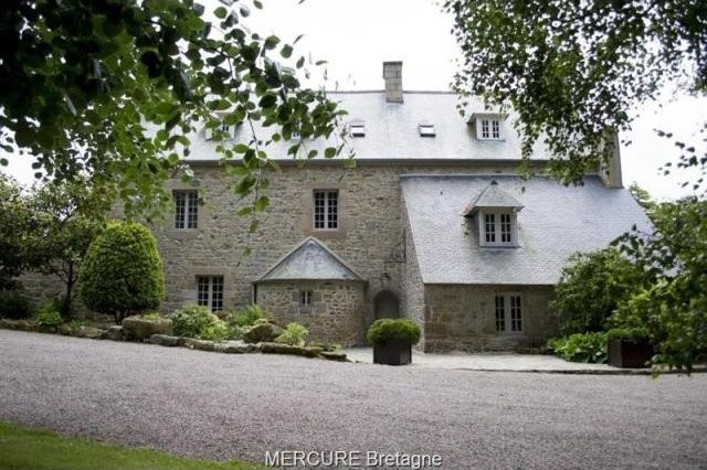 4 bedroom Manor House For Sale: 22700.. - 2