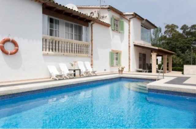Finca In A Quiet Area Between Pollensa..