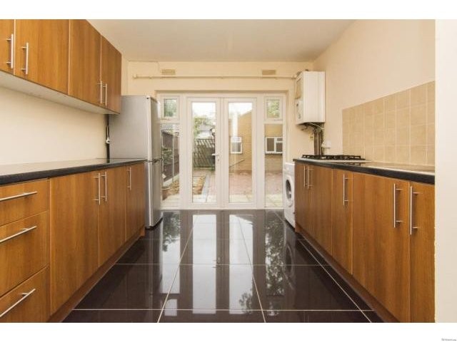 Margery Terrace, E7