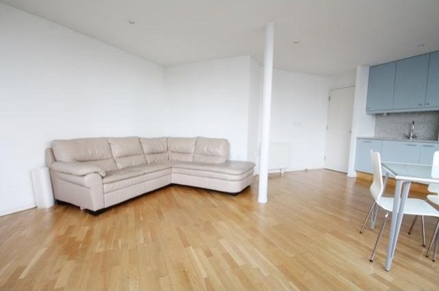 2 bed flat to rent - 2