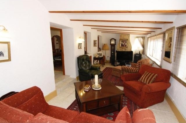 4 Bedrooms - Finca - Alicante - For Sale - 2