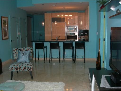 2 bedroom Flat For Sale: 6799 COLLINS.. - 2