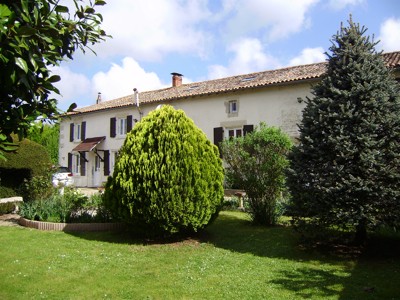 Large 4/5 Bedroom Stone Village House..