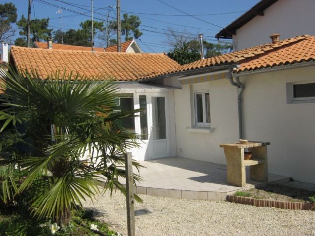 1 bed holiday house close to the beach..