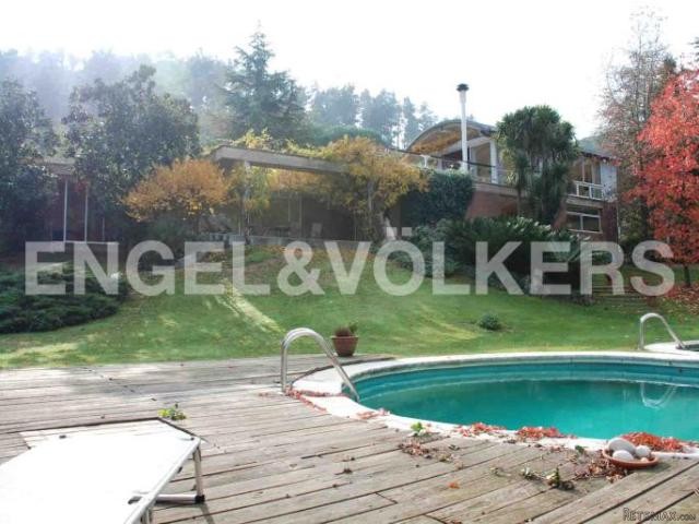 Soul and Personality. Vallromanes.