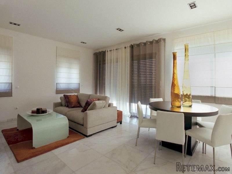 Buy Apartments T4 em Faro , Loule..