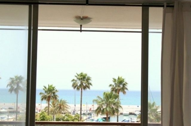 1 Bed Apartment for sale in Marbella