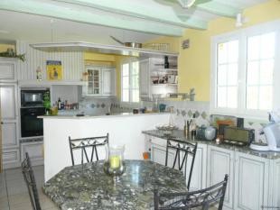 Beautiful House on Private Plot - 2