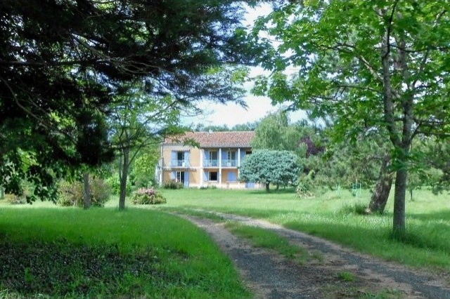 Equestrian Home With Tennis Court..