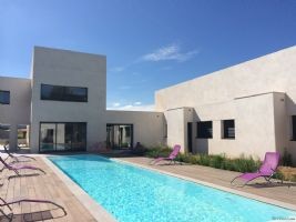 Contemporary Villa With Pool
