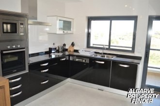 Te Koop: Appartement In West Algarve.. - 2
