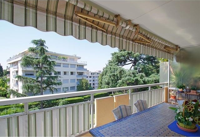Stunning two bed for sale in Cimiez