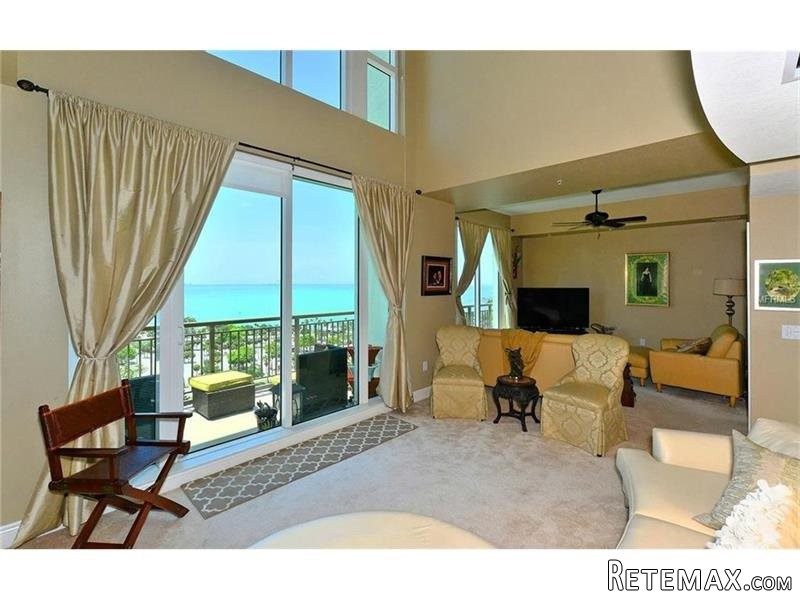 2 bedroom Town House For Sale: 800 N.. - 2