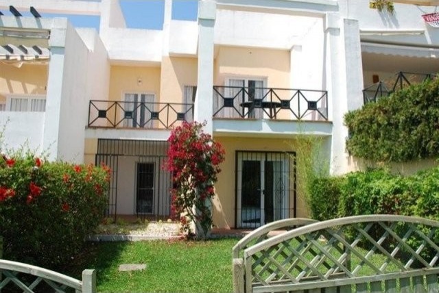 Town House - Front line golf townhouse..