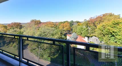 Apartment For Sale: 4901 HENRY HUDSON.. - 2