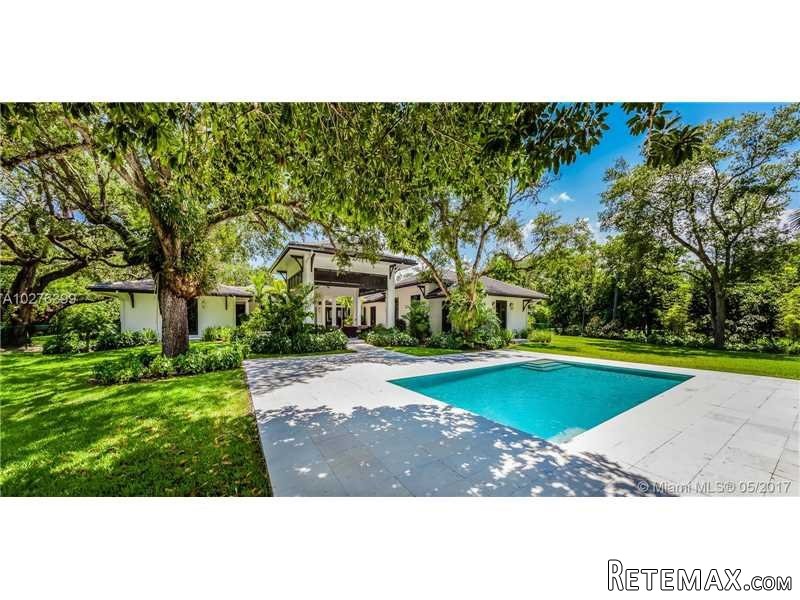 5 bedroom House For Sale: 5455 Arbor Ln