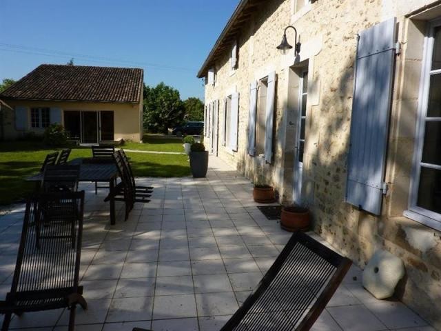 4 bedroom Longere For Sale: 86210 25..