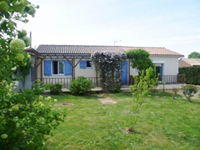 EC0607al Renovated Bungalow with.. - 2