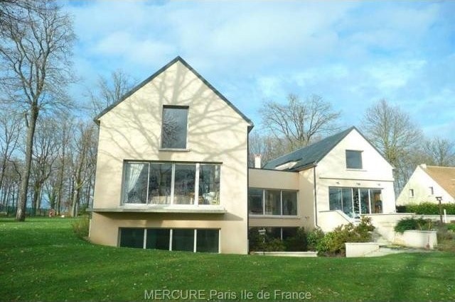 5 bedroom Villa For Sale: 91640 JANVRY - 2