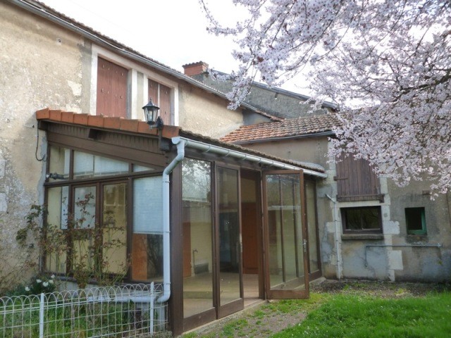 Stone House To Renovate - 2