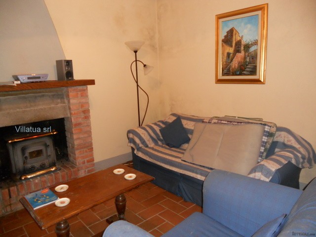 Country/farmhouse - For Sale - North of.. - 2