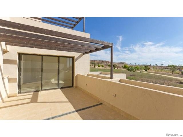 2 bedroom Apartment For Sale: 1st..