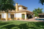 4 Bedrooms - Villa - Malaga - For Sale