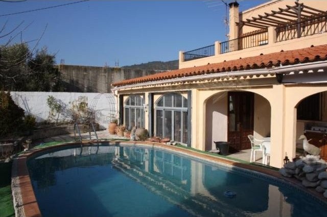 5 Bedrooms - House - Alicante - For Sale