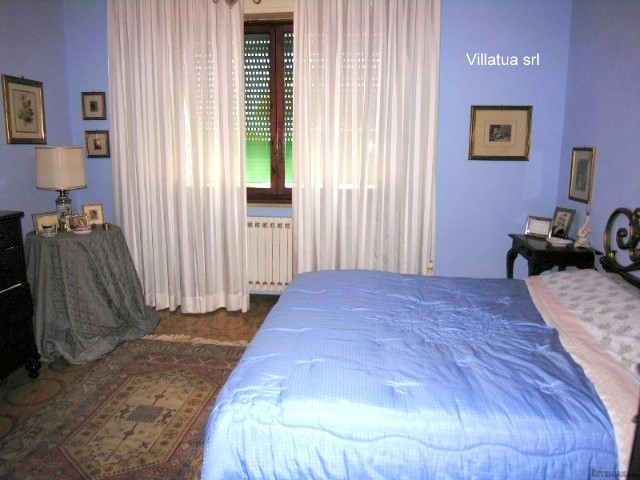 Villa - For Sale - Lucca centre &.. - 2