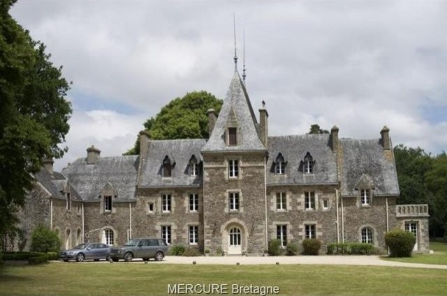 13 bedroom Castle For Sale: 29410..