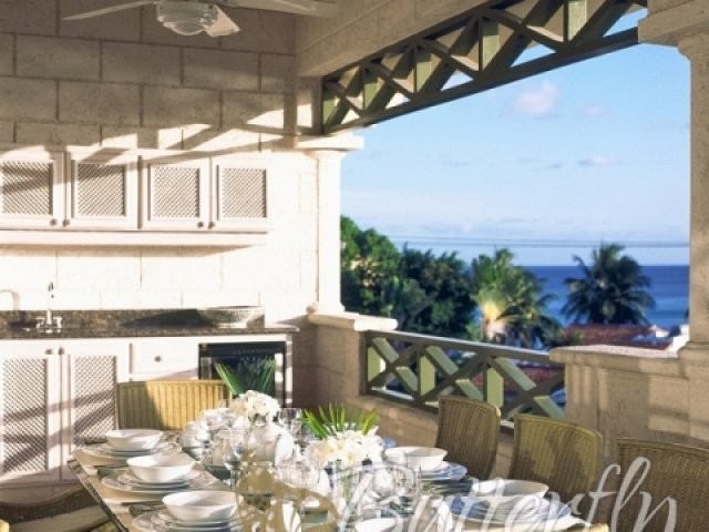 3 Bedrooms - Apartment - Saint James -..