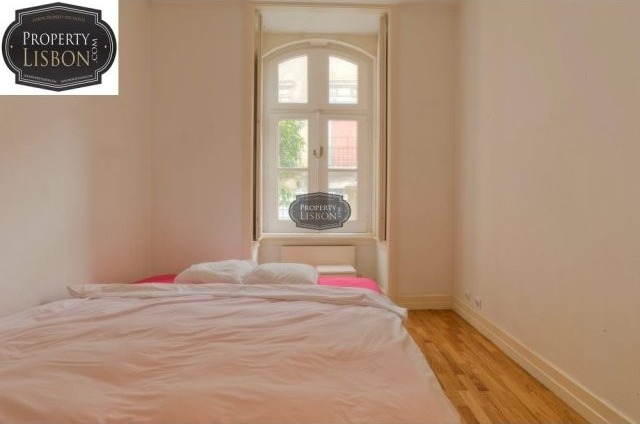 Charming 5 Bedroom Apartment in Lisbon..