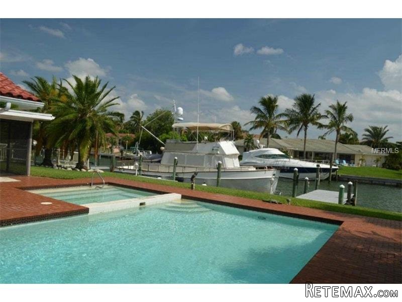 Land For Sale: 114 N Warbler Ln..