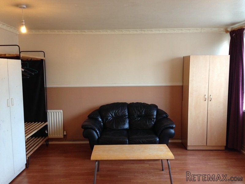 Double room, Zone 1, Shadwell (share or.. - 2