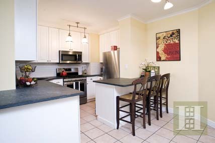 3 bedroom Apartment For Sale: 2621.. - 2