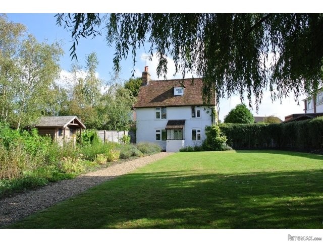 Quarry Hill Road, Borough Green £465,000
