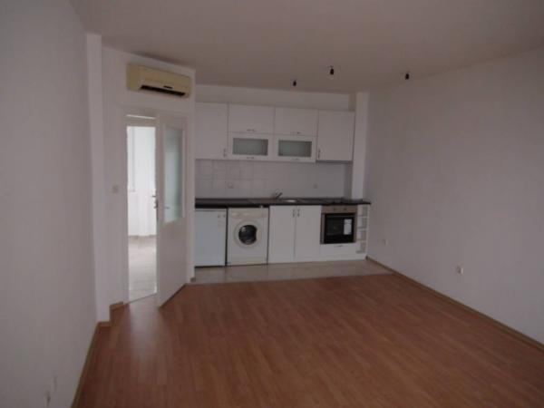 Bargain! Lovely apartment with..