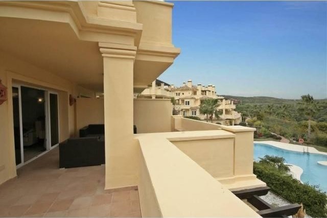 3 bedroom apartment for sale - 2